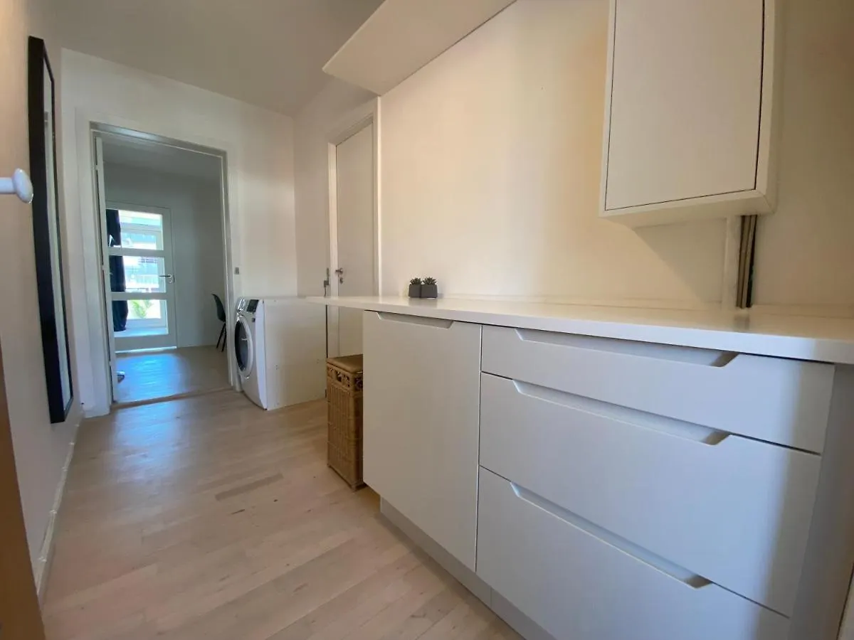 Central Copenhagen Apt With Balcony, Free Parking W Elevator 0*,  Danmark